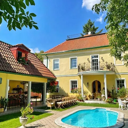 Penzion Na Staré Poště 4*